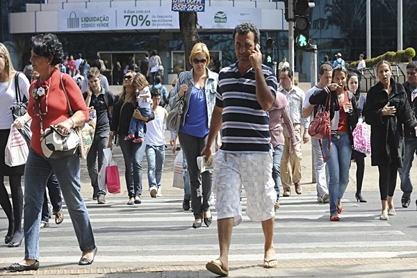 Brasil quiere gravar a superricos