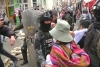 Choques en La Paz entre policías y cocaleros