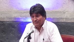 Evo Morales llama al “diálogo nacional”