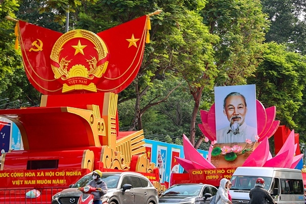 Vietnam celebra el fin de la guerra