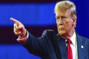 Trump amenaza con aranceles del 200% al alcohol