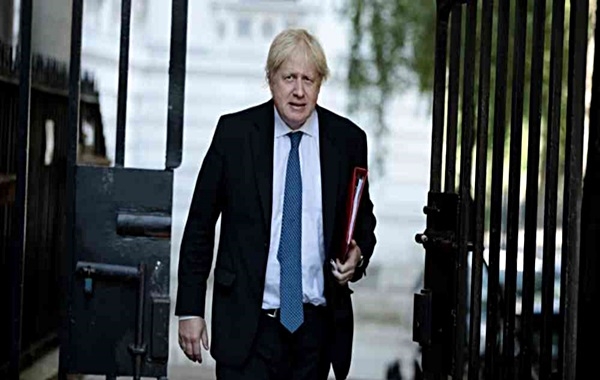 Boris Johnson dimite