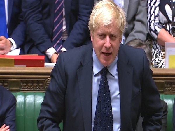 Boris Johnson busca &quot;seguir adelante&quot;