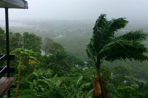 La tormenta Elsa golpea Cuba