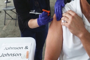 EEUU: Florida primero en ofrecer la vacuna