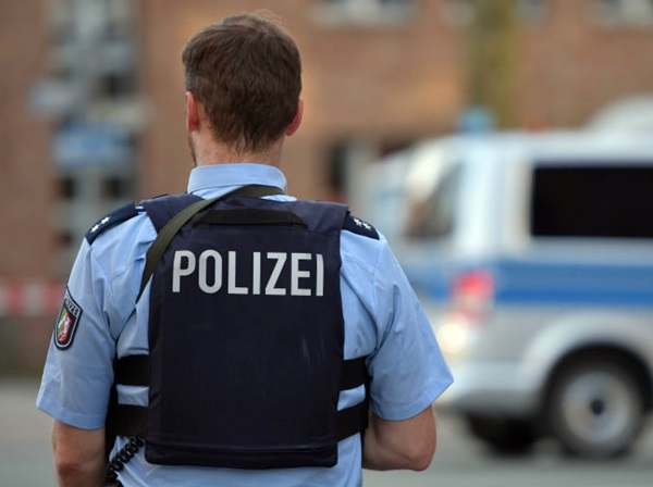 Alemania prohíbe grupo extremista
