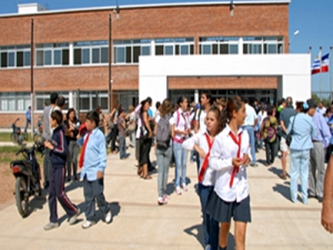 Se ajusta protocolo paras escuelas y liceos