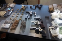 Armas incautadas en diferentes operativos