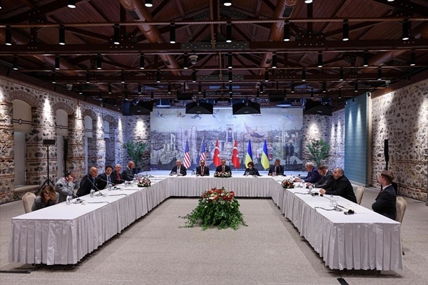Encuentro Rusia-Ucrania en Estambul