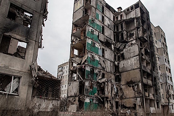 Reconstruir Ucrania costará 486.000 millones de dólares