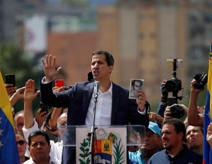 Fiscalía cita a Guaidó por “intento de golpe de Estado”