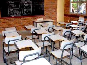 Suspenden clases del liceo N°1 de San Carlos
