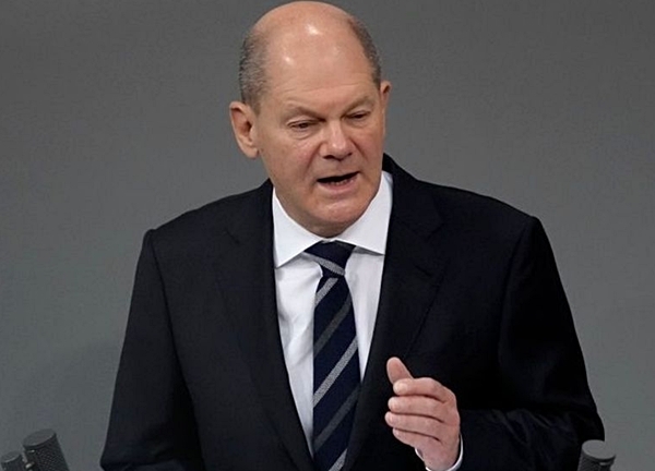 Scholz promete solidaridad por la invasión rusa