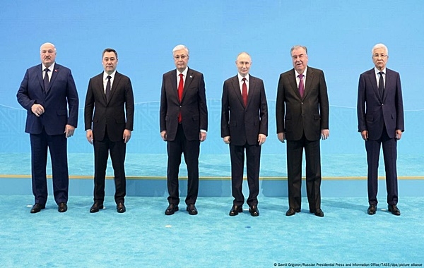 Putin protagonista en la reunión de la OTSC