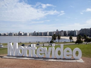 Cumbre de Turismo en Montevideo