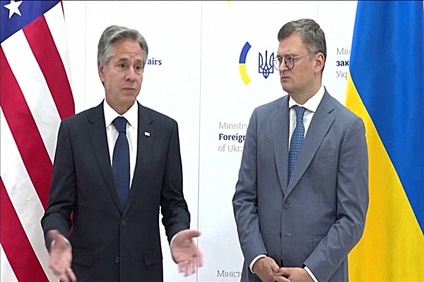 Blinken: Ucrania decide si ataca o no a Rusia