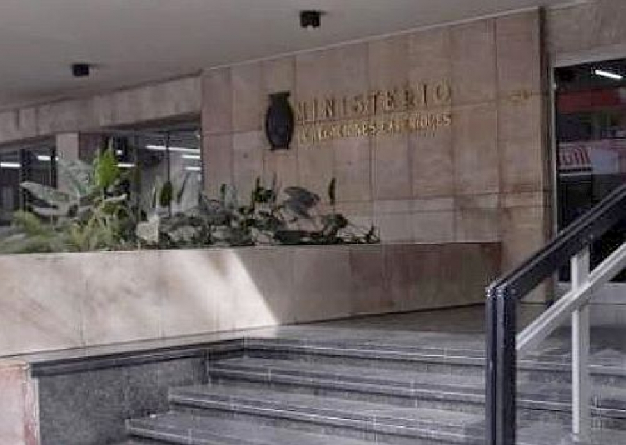 Cancillería llama a embajador en Venezuela