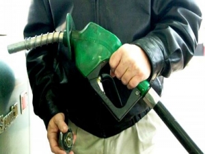 Precios de naftas y supergás se mantiene