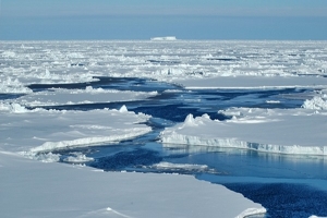 Hielo marino antártico en su nivel más bajo
