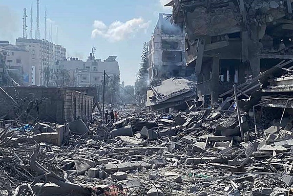 Ministro israelí prevé a Gaza &quot;totalmente destruida&quot;