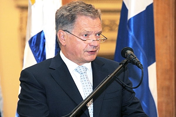Finlandia apoya su ingreso en la OTAN