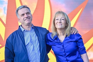 Orsi y Cosse viajarán en un vehículo eléctrico